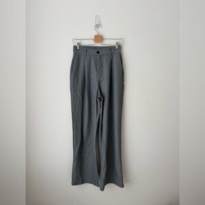 Little Mountain Vancouver Wide Leg pleated Pants Gray High Rise Tailored